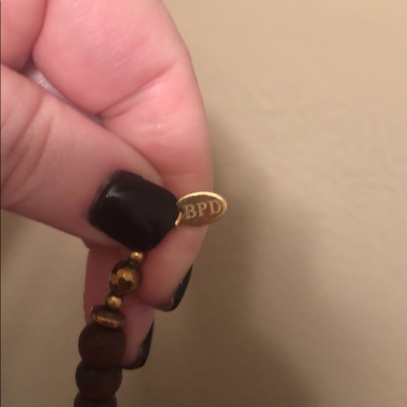 Betsy Pittard Designs necklace - Picture 3 of 3